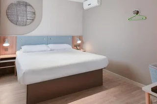 Шаоксинг: Homeinn · neo (Shaoxing Shangyu Jiefang Road Pedestrian Street)