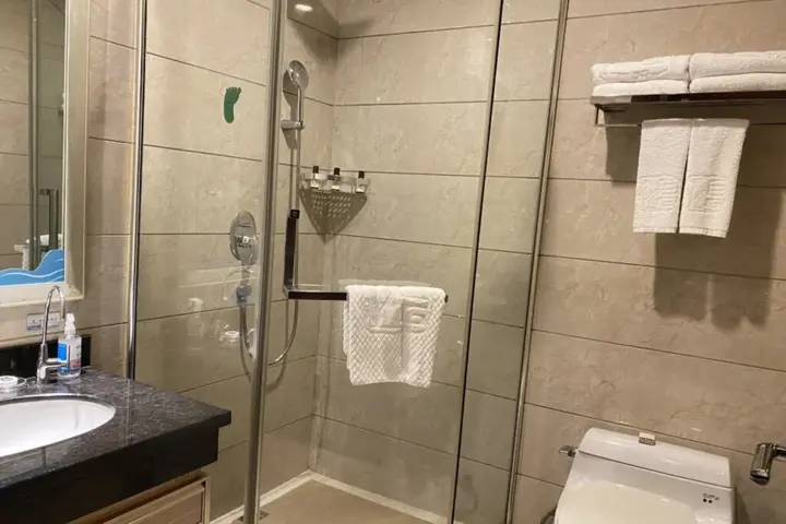 Чжэнчжоу: Lu Ban Joy Hotel