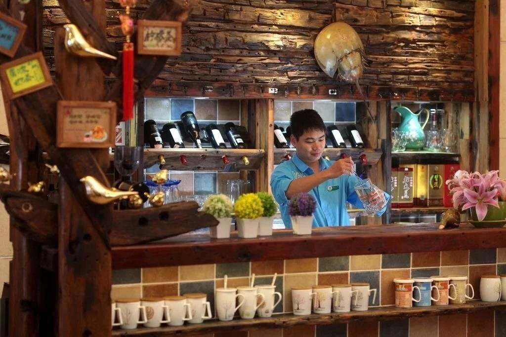 Lanyang: Danzhou Forest Inn