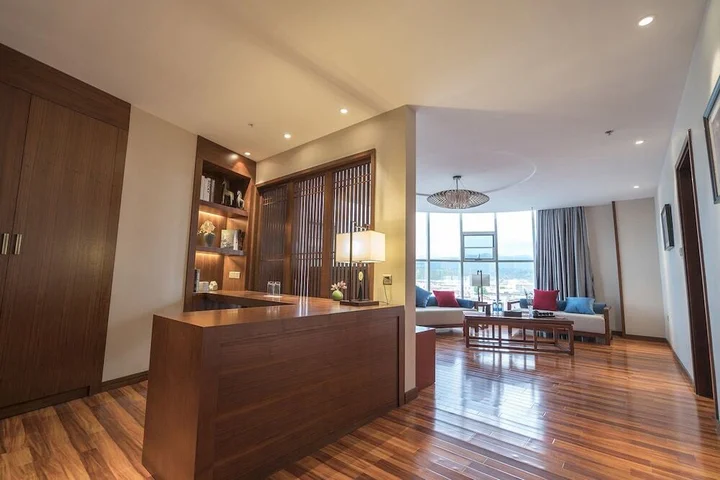 Шангри-Ла: Yunman Hotel