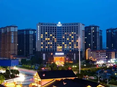 Шаоян: Crown Century Hotel