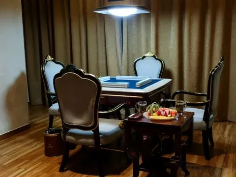 Шаоян: Crown Century Hotel