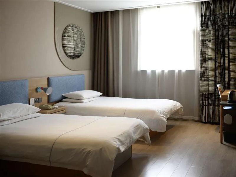 Яньчэн: Vienna 3 Best Hotel (Jianhu Xiangyang Road)