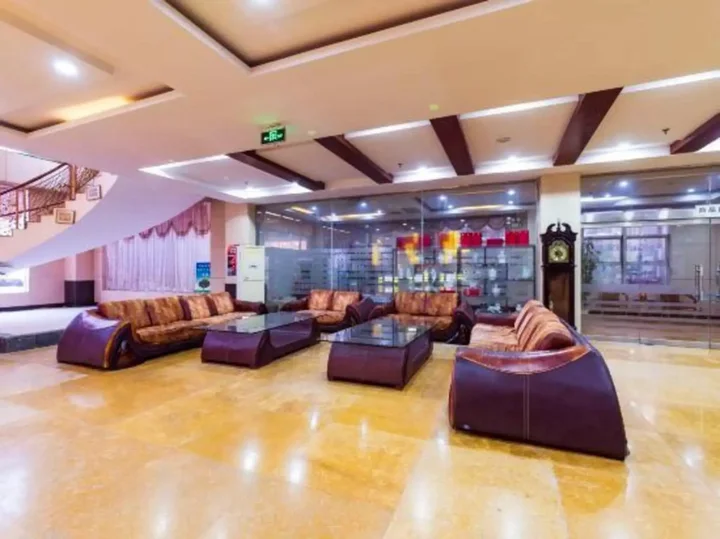 Синтай: Tianyi Wenquan Huayuan Hotel