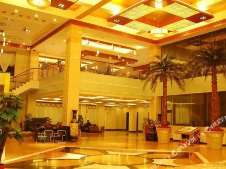 Синтай: Tianyi Wenquan Huayuan Hotel