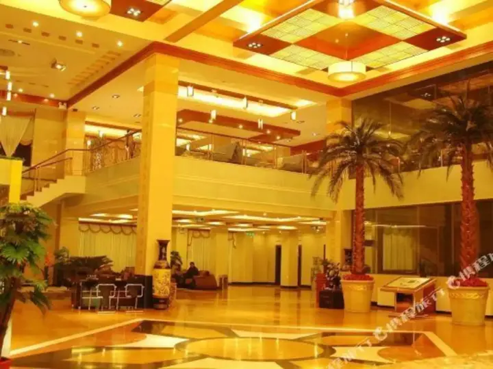 Синтай: Tianyi Wenquan Huayuan Hotel