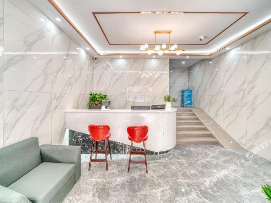 Ханчжоу: Z Hotel (Hangzou West Lake Hubin Yintai)