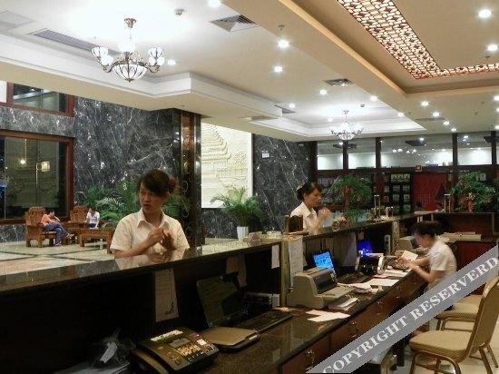 Лючжоу: Yijia San Jiang Hotel