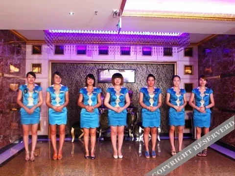 Лючжоу: Yijia San Jiang Hotel