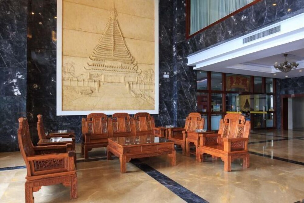 Лючжоу: Yijia San Jiang Hotel