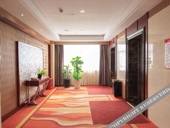 Лючжоу: Yijia San Jiang Hotel
