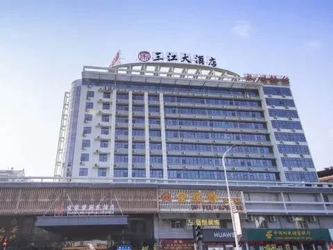Лючжоу: Yijia San Jiang Hotel
