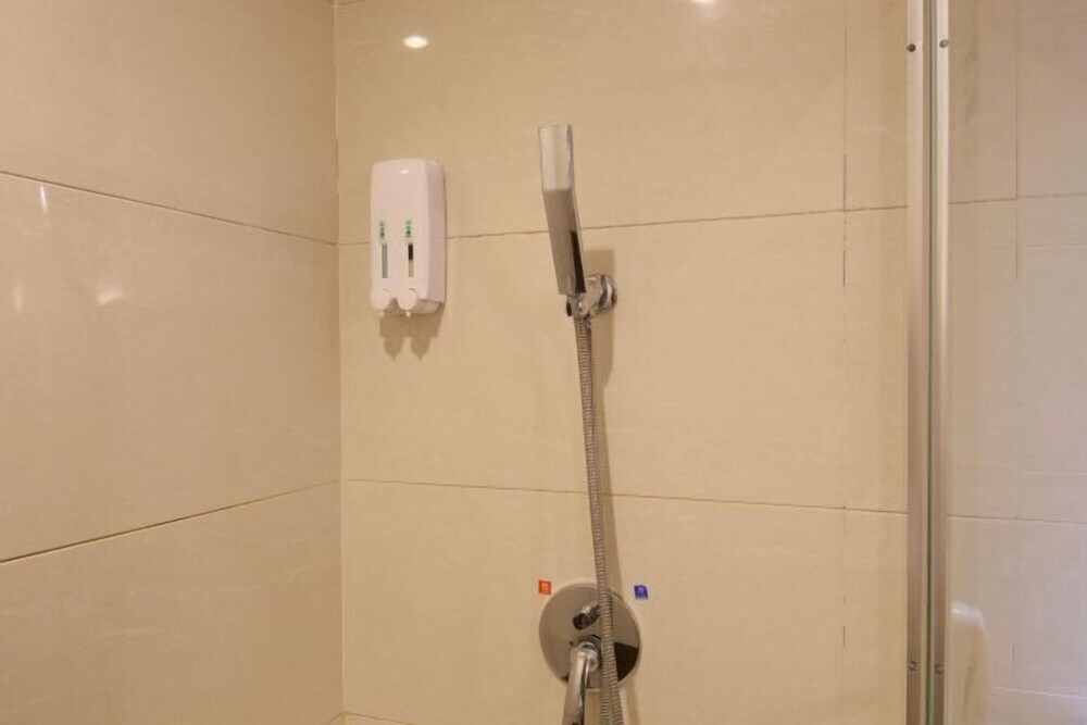 Yijia San Jiang Hotel — фото 2