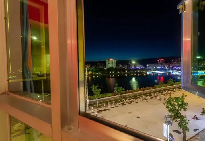 Янгиианг: Baihe Hotel (Yangxi West Lake Branch)