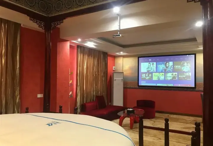 Янгиианг: Baihe Hotel (Yangxi West Lake Branch)