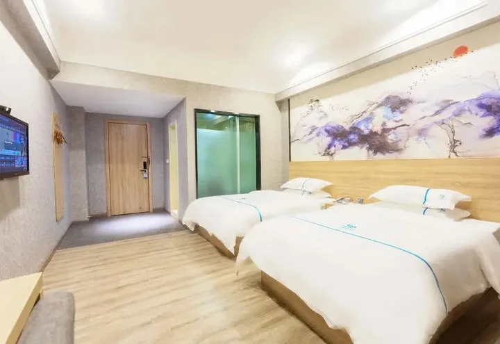 Янгиианг: Baihe Hotel (Yangxi West Lake Branch)