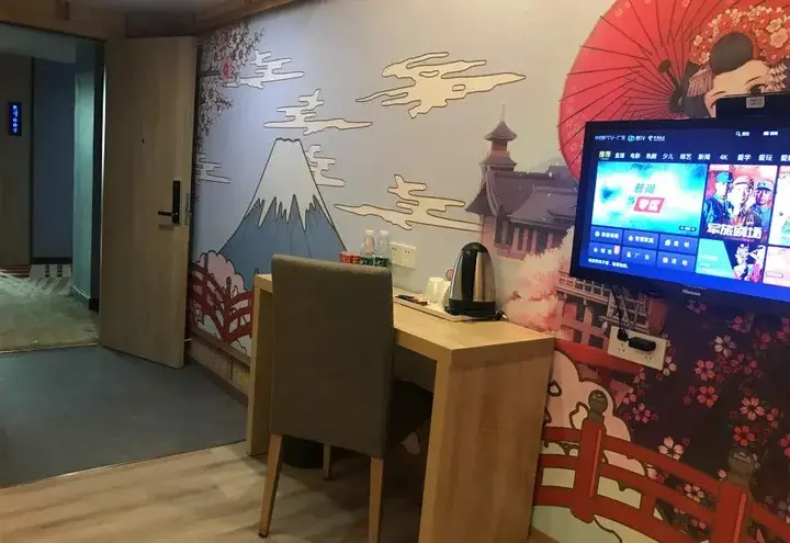 Янгиианг: Baihe Hotel (Yangxi West Lake Branch)
