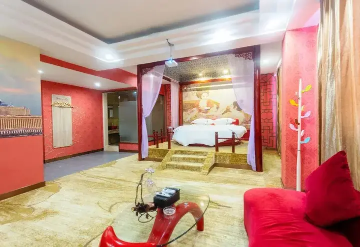 Янгиианг: Baihe Hotel (Yangxi West Lake Branch)