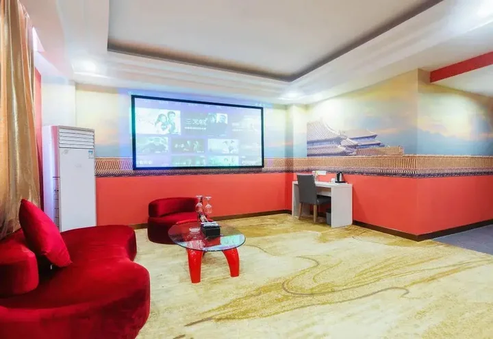 Янгиианг: Baihe Hotel (Yangxi West Lake Branch)