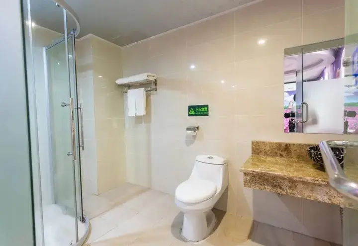 Янгиианг: Baihe Hotel (Yangxi West Lake Branch)