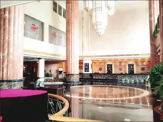 Цзинин: Jining Swiss-Park Hotel