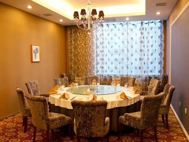 Хэйхэ: Heihe International Hotel