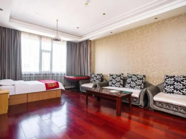 Хулун-Буир: Huayuan Hotel