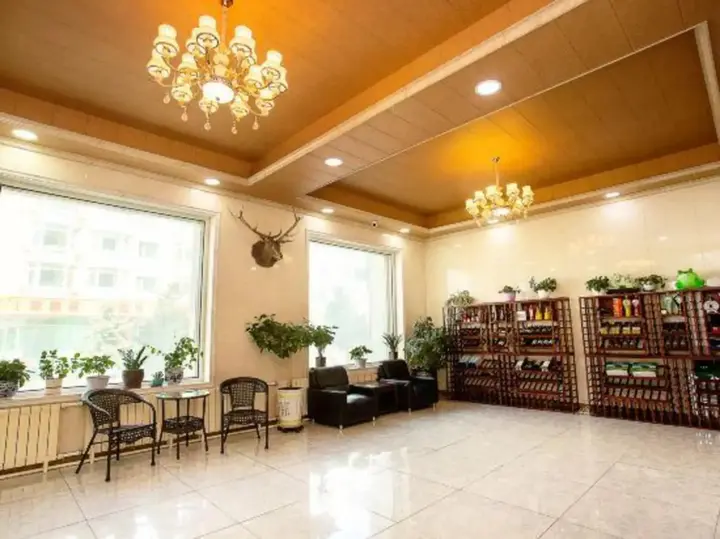 Хулун-Буир: Huayuan Hotel
