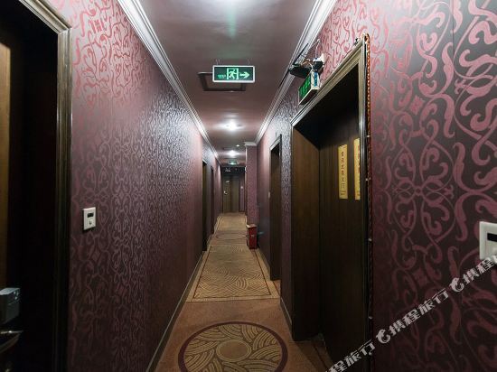 Иу: Lijing Hotel