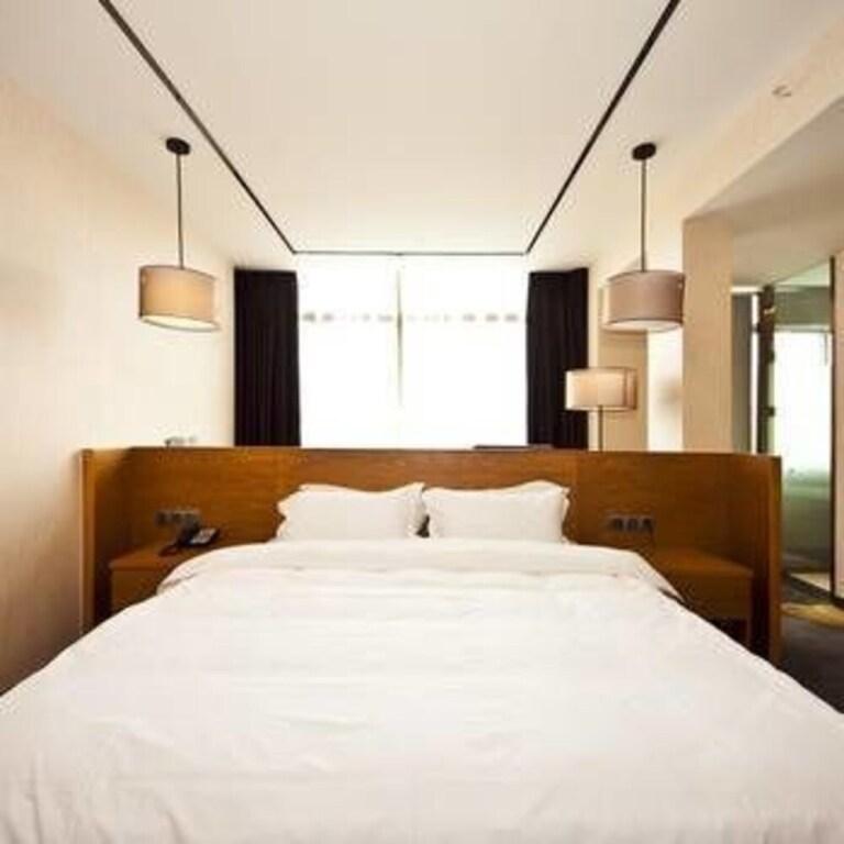 Фучжоу: Hupan Yuejing Hotel (Fuzhou Jinshan Nongda)