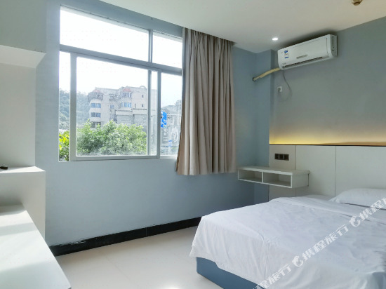 Фучжоу: Hupan Yuejing Hotel (Fuzhou Jinshan Nongda)