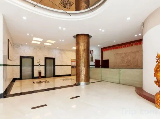 Лунъянь: Jinsui Hotel (Longyan Train station shop)