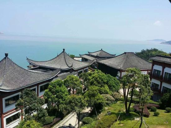 Чжоушань: Putuoshan Hongxing Xiaoyuan