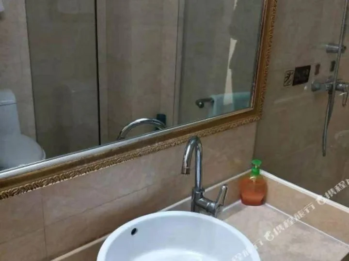 Тайан: Ginza Hemei Hotel