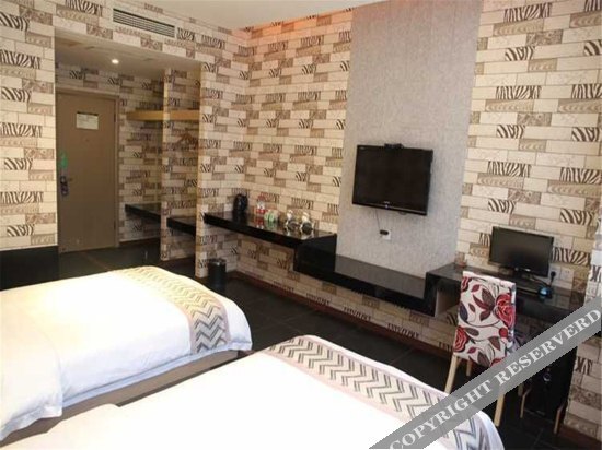 Мяньян: Xianlongtan Yangguang Hotel