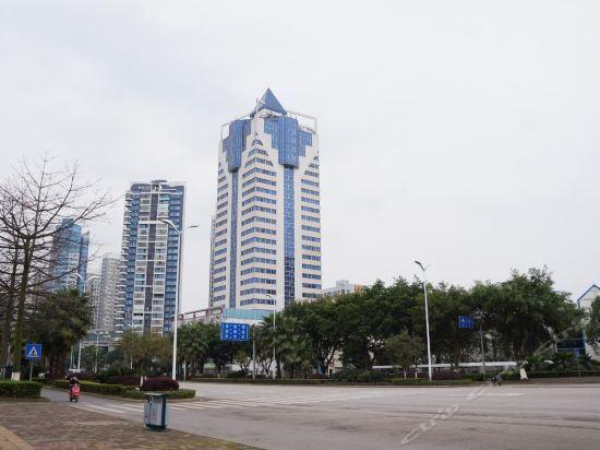 Лючжоу: Liu Zhou Huaxi Hotel