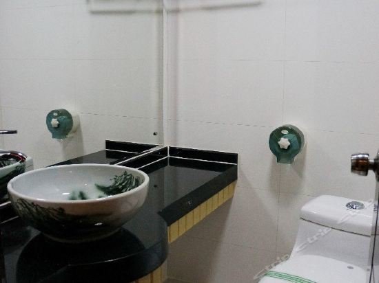 Лючжоу: Liu Zhou Huaxi Hotel