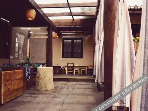 Дали: Miss May Hotel