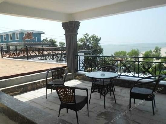 Бэйхай: Guanling Castle Hotel (Beihai Guantouling)