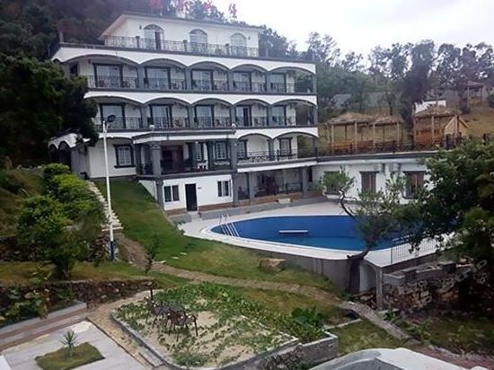 Бэйхай: Guanling Castle Hotel (Beihai Guantouling)