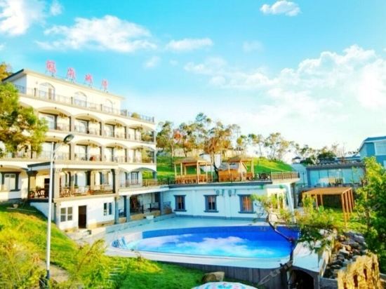Бэйхай: Guanling Castle Hotel (Beihai Guantouling)