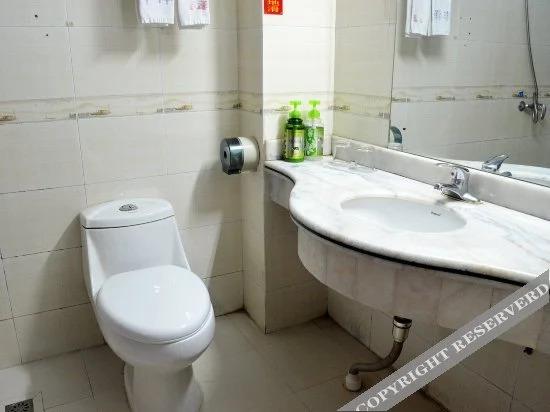 Хойчжоу: Fengze Business Hotel