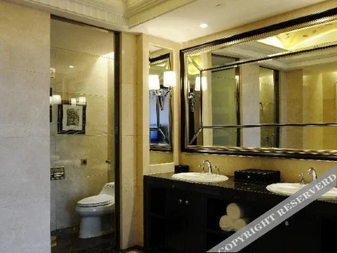 Таншань: Zhongda International Hotel