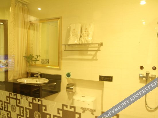 Джиангме: Yude Boyi Hotel