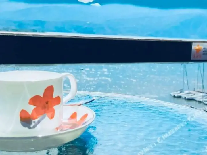 Сичан: Qionghai Saibo House Hotel