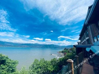 Сичан: Qionghai Saibo House Hotel