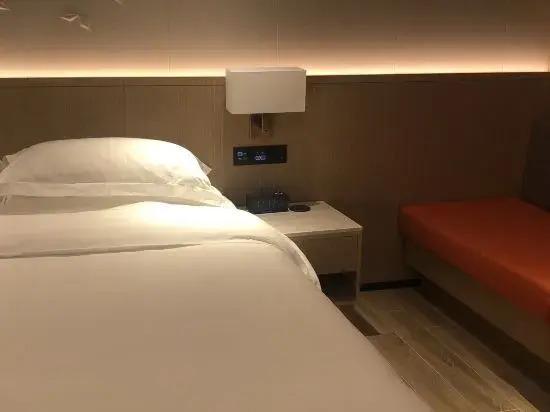 Цюнхай: Qionghai Changlong Hotel (Yinhai Zaliang Street)