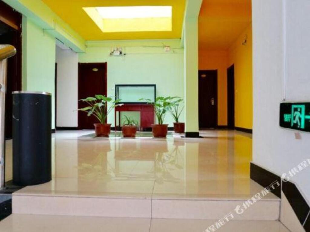 Лоян: Xiaocheng Renjia Express Hotel
