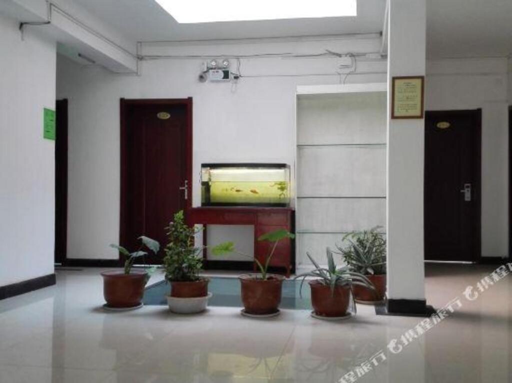 Лоян: Xiaocheng Renjia Express Hotel