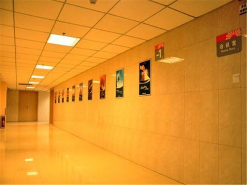 Цзинин: Grace Inn Jining Administrative Approval Center Branch